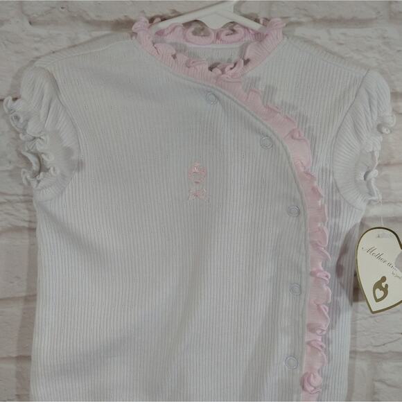 L Mother and Child by Janel Russell Vintage White Pink Sleeper Jumpsuit NWT 6M - Picture 2 of 9